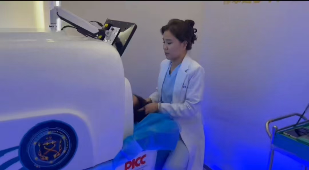 智仁艾智能艾灸舱助力家庭健康管理，推动AI养生舱时代新风尚