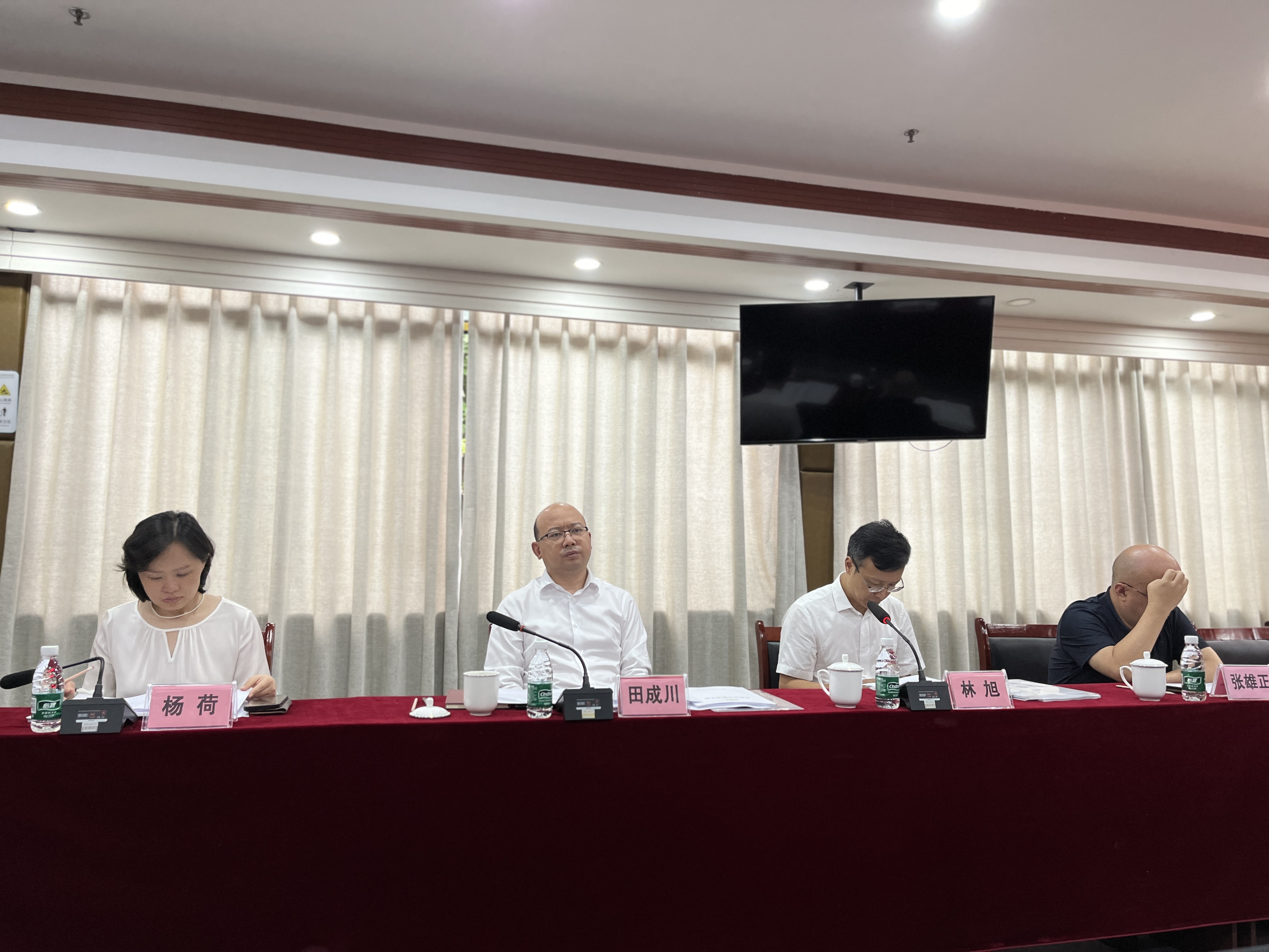 居家养老的高端疗养院收费标准是什么？